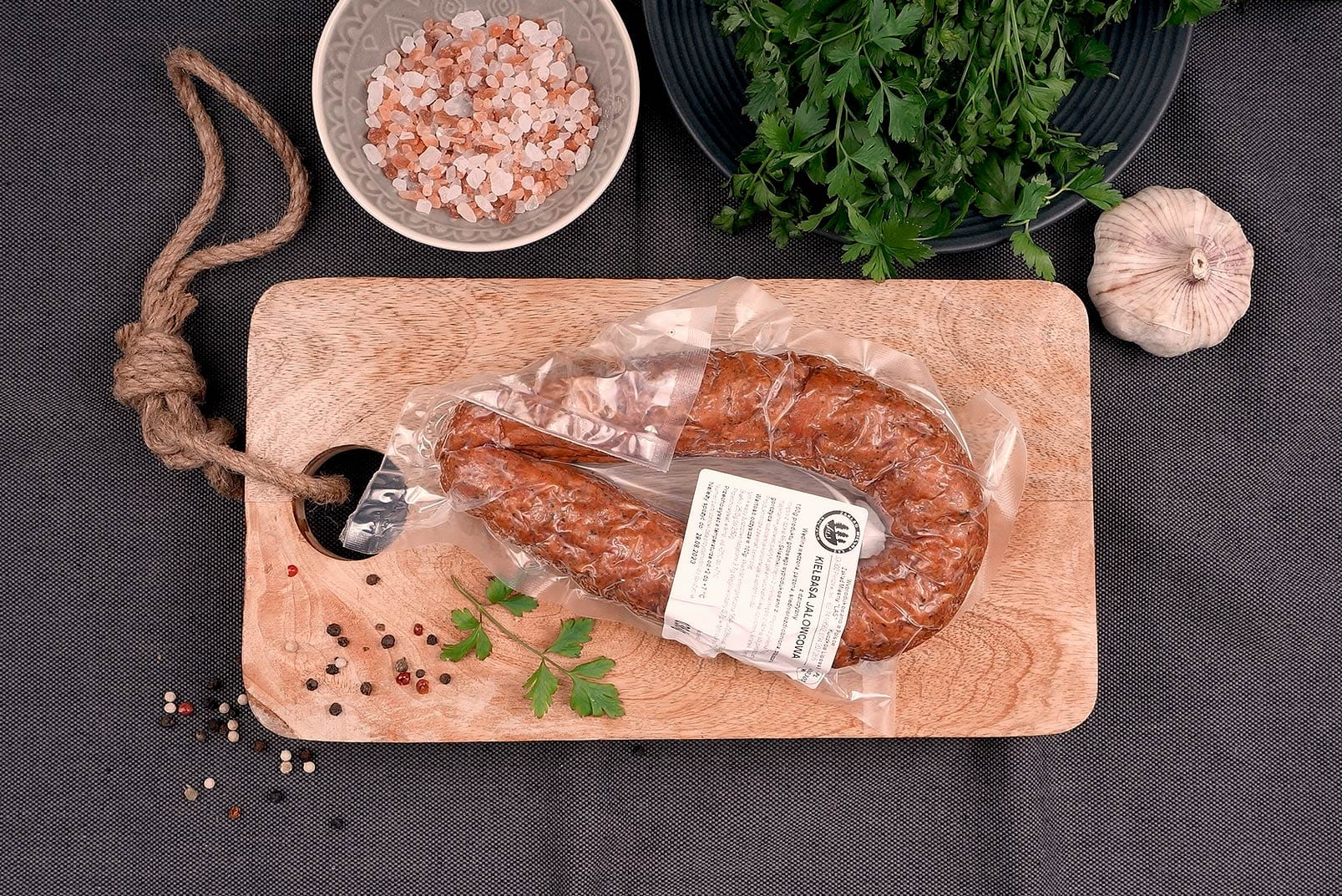 Kiełbasa jałowcowa z dziczyzny